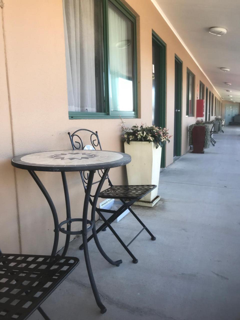 גולבורן The Bakehouse Motel מראה חיצוני תמונה
